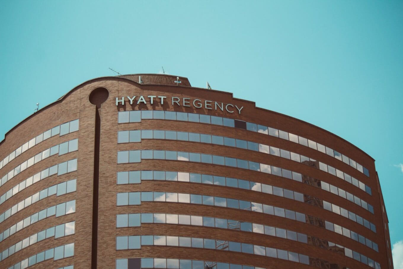 How to get the hyatt first responder discount