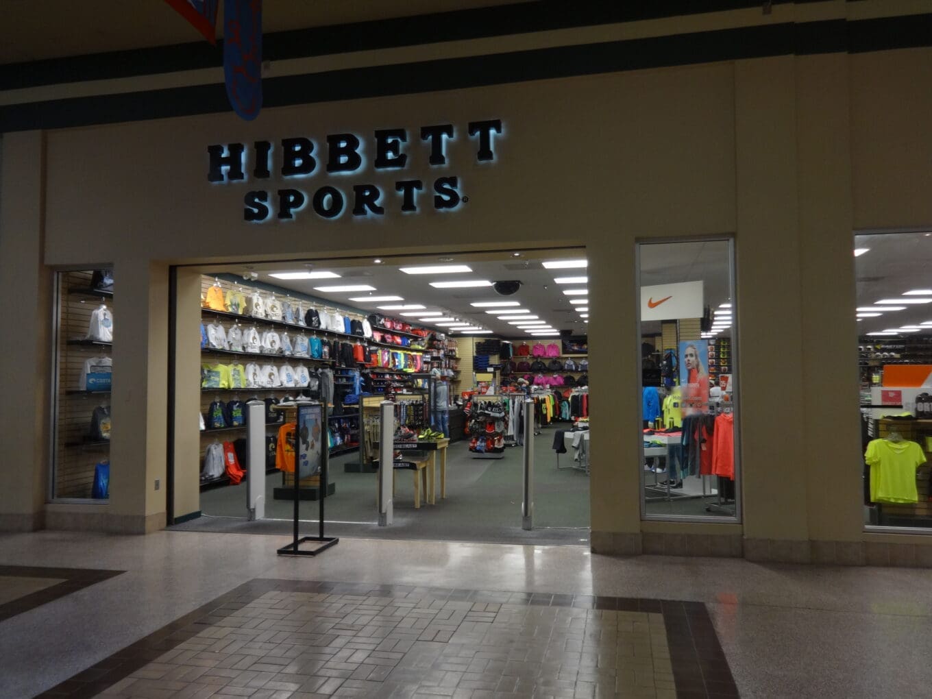 How To Get The Hibbett First Responder Discount