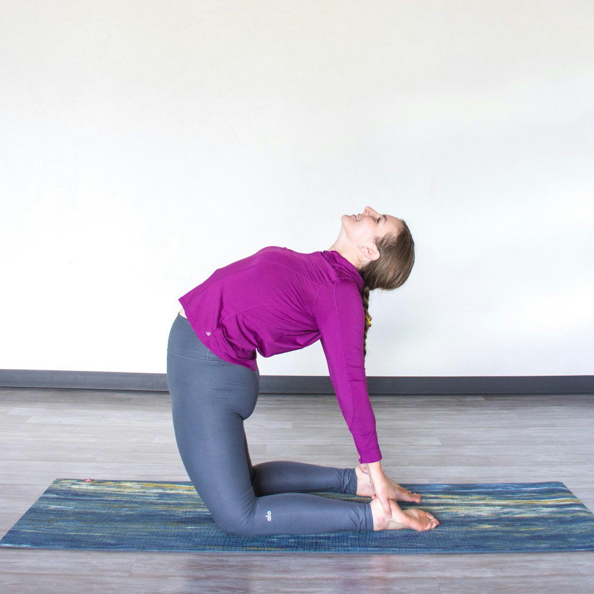 woman wearing alo yoga