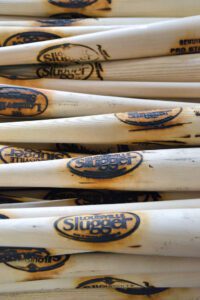 louiville slugger bats