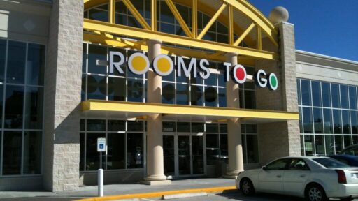Rooms To Go Storefront