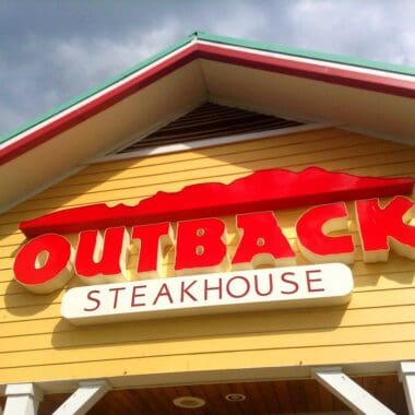 using teacher discount at outback steakhouse