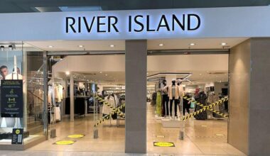 River Island