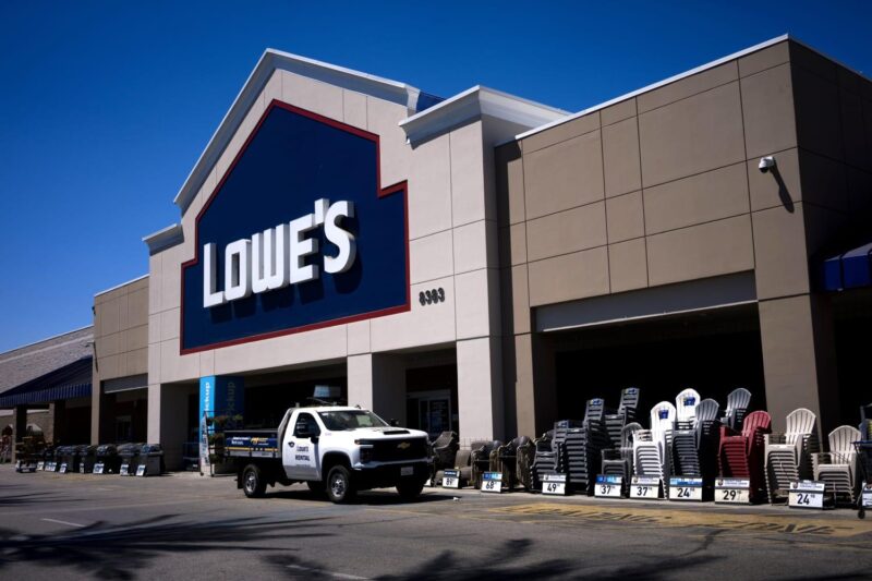 Lowes